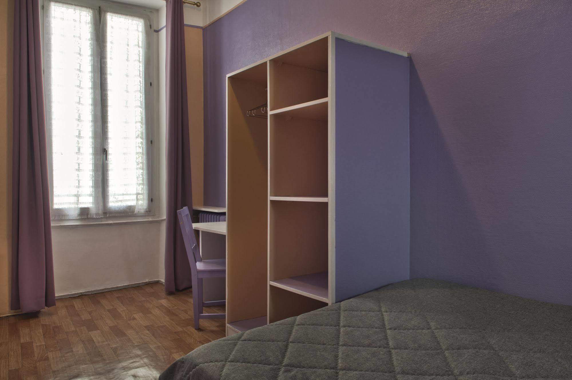 Hotel Du Commerce Париж Екстериор снимка